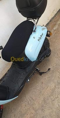 oran-algerie-motos-scooters-as-retro-2019