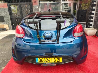 skikda-algerie-moyenne-berline-hyundai-veloster-2018