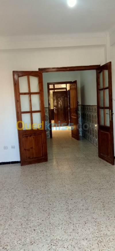 appartement-location-f3-alger-birkhadem-algerie