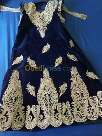 بسكرة-شتمة-الجزائر-ملابس-تقليدية-robe-fergani-majboud