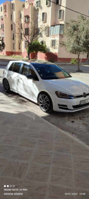 moyenne-berline-volkswagen-golf-7-2014-bordj-el-kiffan-alger-algerie