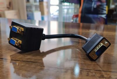 Adaptateur VGA Male / 2 VGA Female 