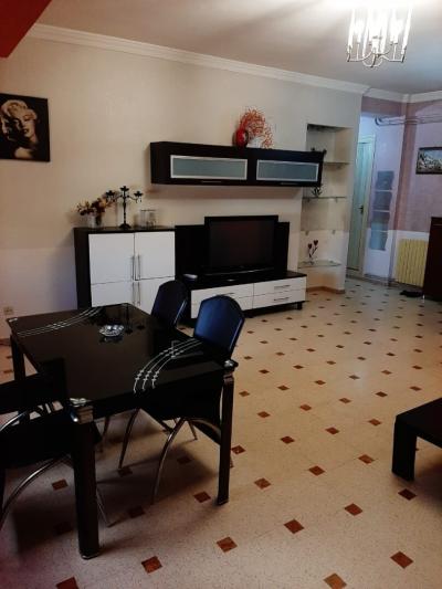Rent Apartment F4 Alger Hydra
