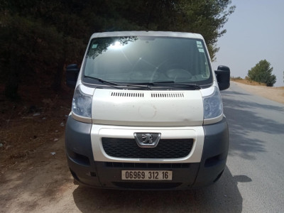 automobiles-peugeot-boxer-2012-bougara-blida-algerie