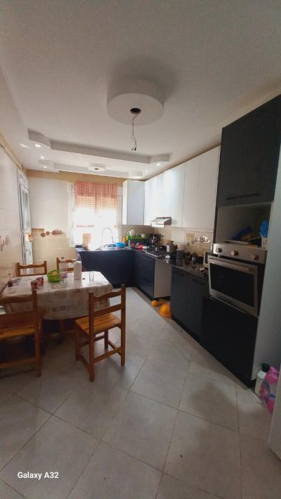 Sell Apartment F4 Alger El achour