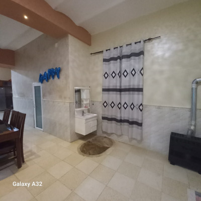 appartement-location-f3-alger-ain-benian-algerie