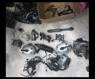 pieces-moto-bmw1200-blida-algerie