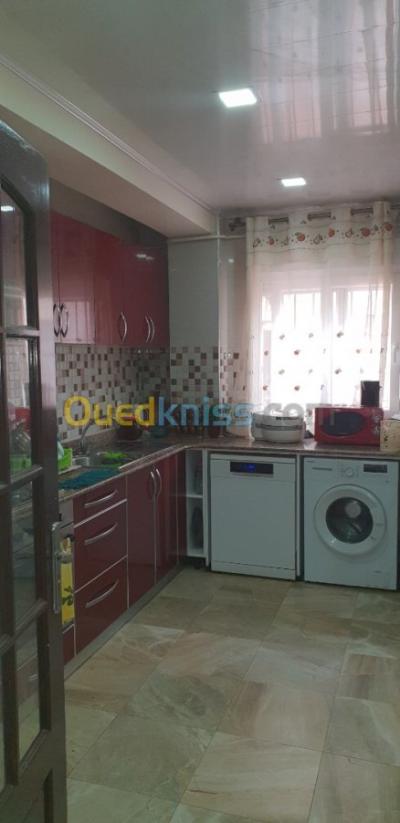 بيع شقة 5 غرف الجزائر بئر توتة