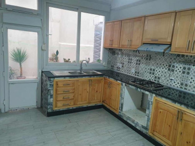 appartement-location-f3-annaba-algerie