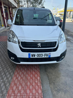 voitures-peugeot-partner-2018-tepee-taher-jijel-algerie