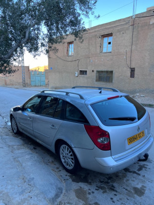 sedan-renault-laguna-2-2002-bou-saada-msila-algeria