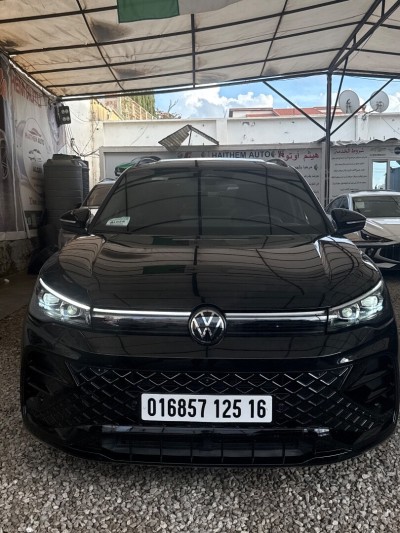 Volkswagen Tiguan 2025 R-Line