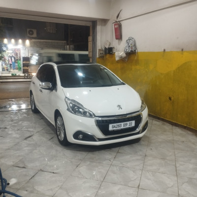 voitures-peugeot-208-2019-allure-facelift-sidi-bel-abbes-algerie