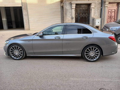 berline-mercedes-classe-c-2016-220-amg-line-el-kharrouba-boumerdes-algerie