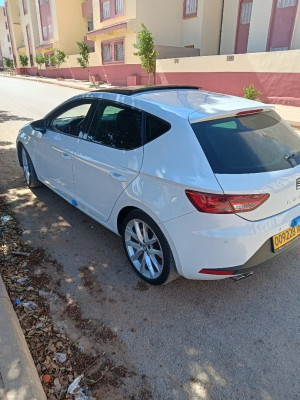 voitures-seat-leon-2016-remchi-tlemcen-algerie