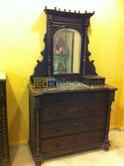 Commode Psyché style Henri II 