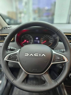 Dacia DUSTER 2024 Daci