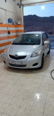 voitures-toyota-yaris-2011-ghassira-batna-algerie