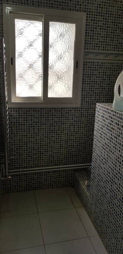 كراء شقة طابق فيلا 3 غرف الجزائر بئر خادم