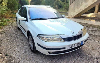 voitures-renault-laguna-2-2002-dynamique-kherrata-bejaia-algerie