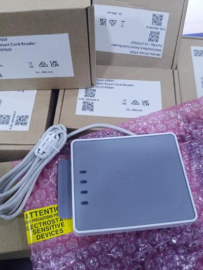 4700F Dual-Interface Smart card Reader