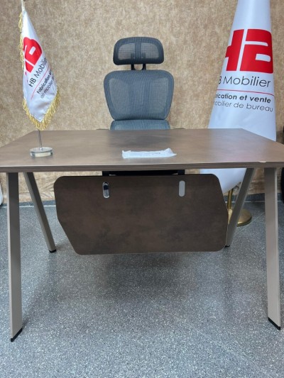 Bureau fonctionnel 1M20