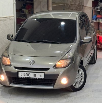 Renault Clio 3 2011 Night and Day