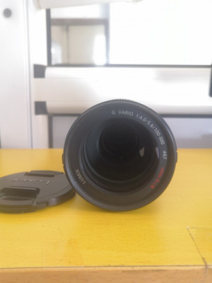 Appareil photo sans miroir LUMIX G7 de Panasonic avec objectifs 14-42 mm et  45-150 mm