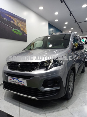 utilitaire-peugeot-rifter-2022-allure-toit-rouiba-alger-algerie