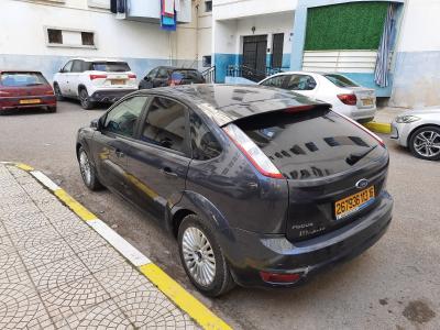 average-sedan-ford-focus-5-portes-2013-titanium-dar-el-beida-alger-algeria