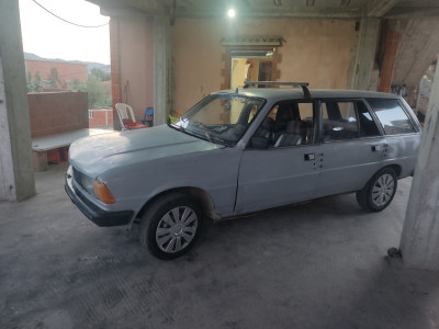 voitures-peugeot-305-1980-aomar-bouira-algerie