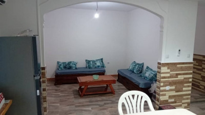 appartement-location-vacances-f3-bejaia-tichy-algerie