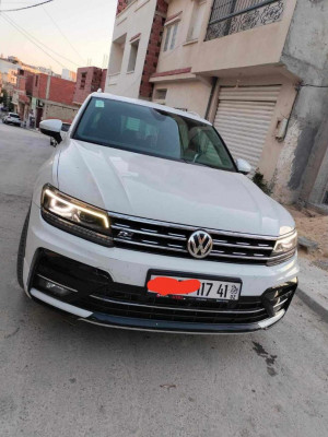 tout-terrain-suv-volkswagen-tiguan-2017-r-line-souk-ahras-algerie