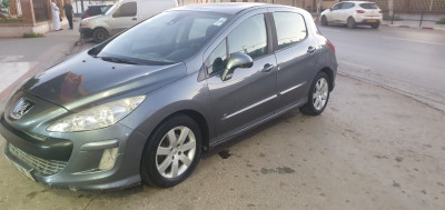 moyenne-berline-peugeot-308-2008-mostaganem-algerie