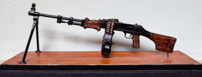 ديكورات-و-ترتيب-miniature-arme-sovietique-ندرومة-تلمسان-الجزائر