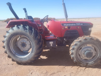 tracteurs-mahindra-ماهيندرا-7500-4x4-2015-boumerdes-algerie