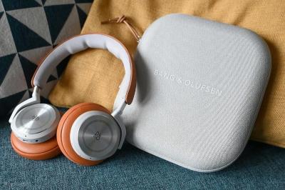 VENDU - Bang & Olufsen Beoplay HX , Autonomie 40H, Bluetooth 5.1, 4 microphones 