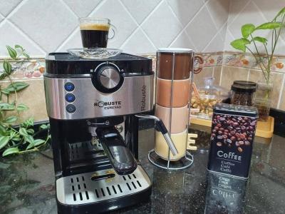 ماكينة تحضير القهوة بذراع أوتوماتيكية Machine à café avec bras automatique CM15 