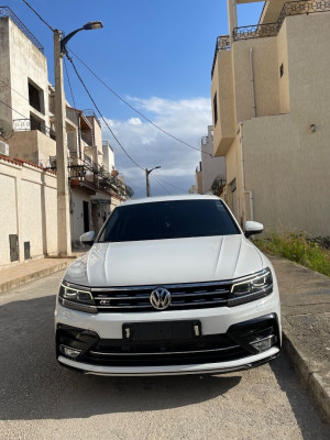 voitures-volkswagen-tiguan-2017-r-line-annaba-algerie