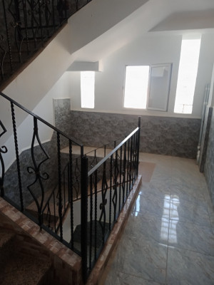 appartement-vente-f5-alger-bordj-el-kiffan-algerie