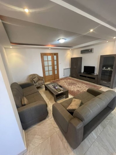 كراء شقة 5 غرف الجزائر شراقة