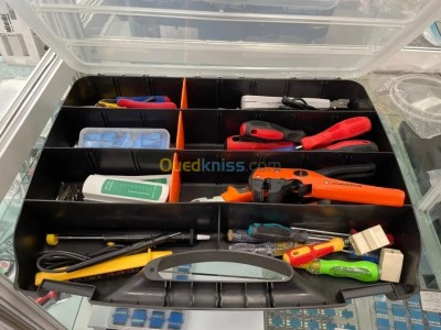 Outils & Accessoires Réseau - Kit Professionnel pour Installation et Maintenance