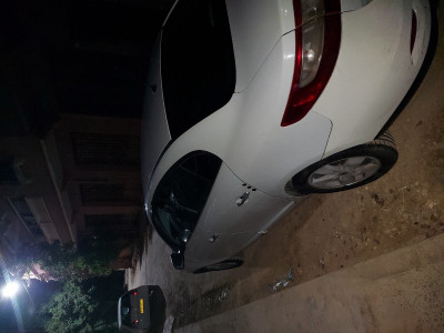 voitures-renault-fluence-2013-mohammadia-mascara-algerie