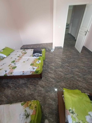 appartement-location-vacances-f3-tlemcen-marsa-ben-mhidi-algerie