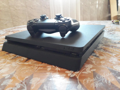 consoles-ps4-slim-oran-algerie