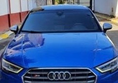 Capo  Audi A3 S3 bleu gauloise