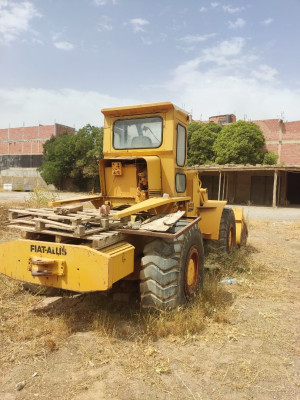 engin-fiat-allis-chargeur-645b-batna-algerie