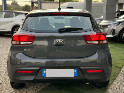 Kia Rio 2021 