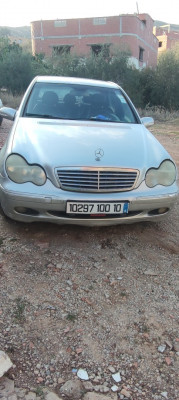 berline-mercedes-classe-c-2000-220-exclusive-bouderbala-bouira-algerie