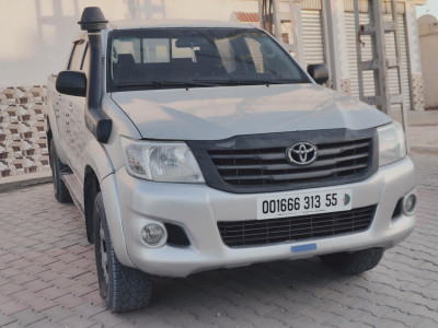 voitures-toyota-hilux-2013-benaceur-touggourt-algerie